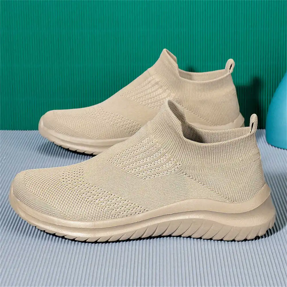 Beige Zachte Nieuwe Nieuwighei - Streetwear Brand In Vietnam recensie en prijs